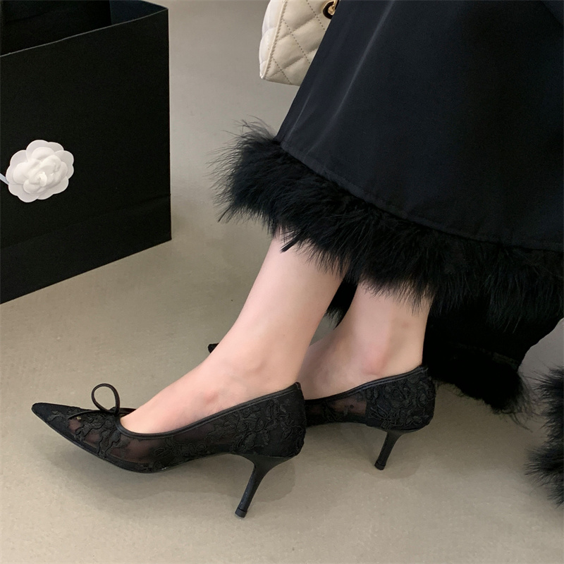 2026 Autumn New French Romantic Lace High Heel Shoes Women Embroidered Mesh Hollow Wedding Shoes - Image 4