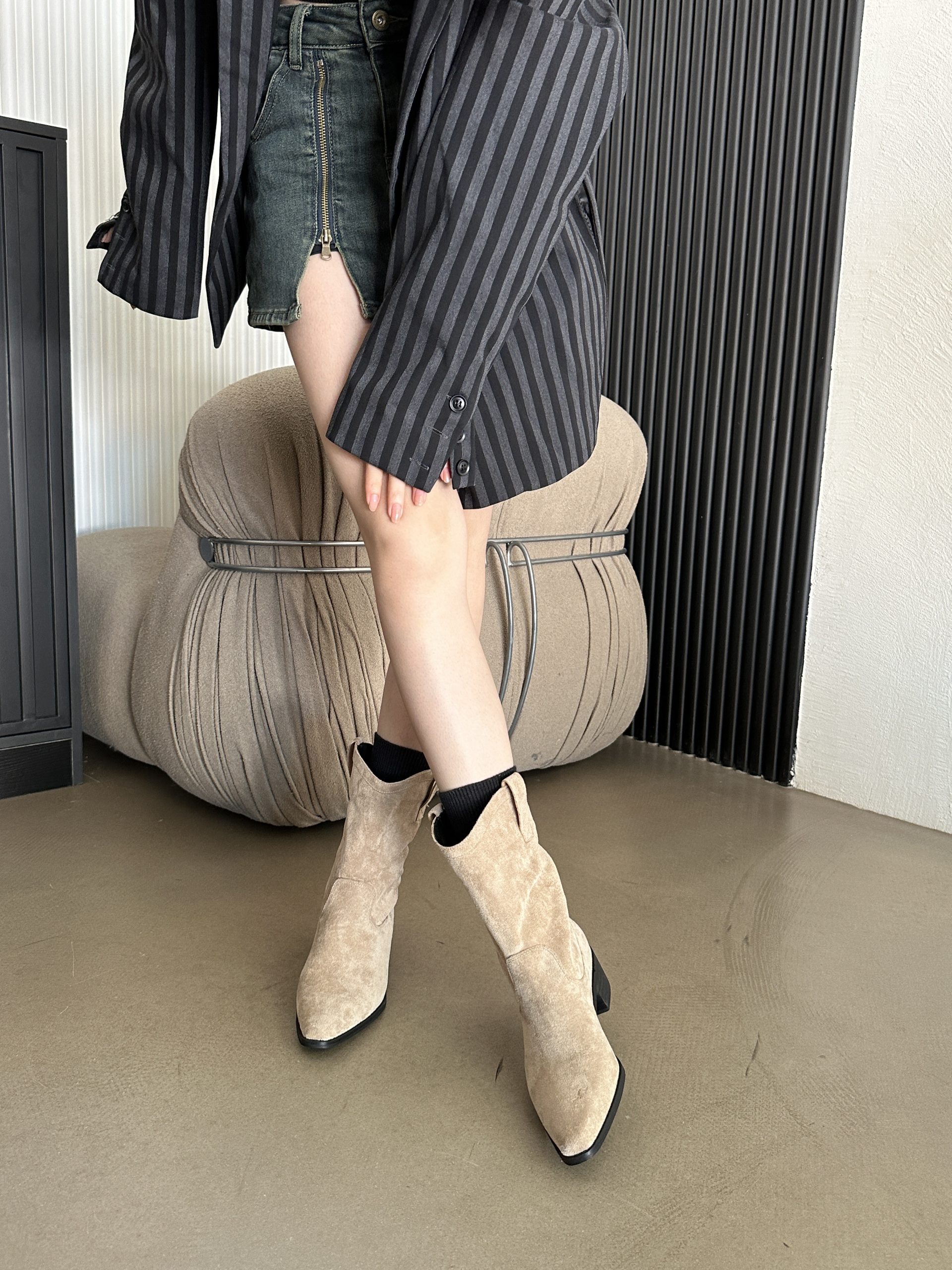 SIZHUONI Retro Chunky Heel Mid-Calf Western Cowboy Boots for Women 2024 Winter Short Boots - Image 3